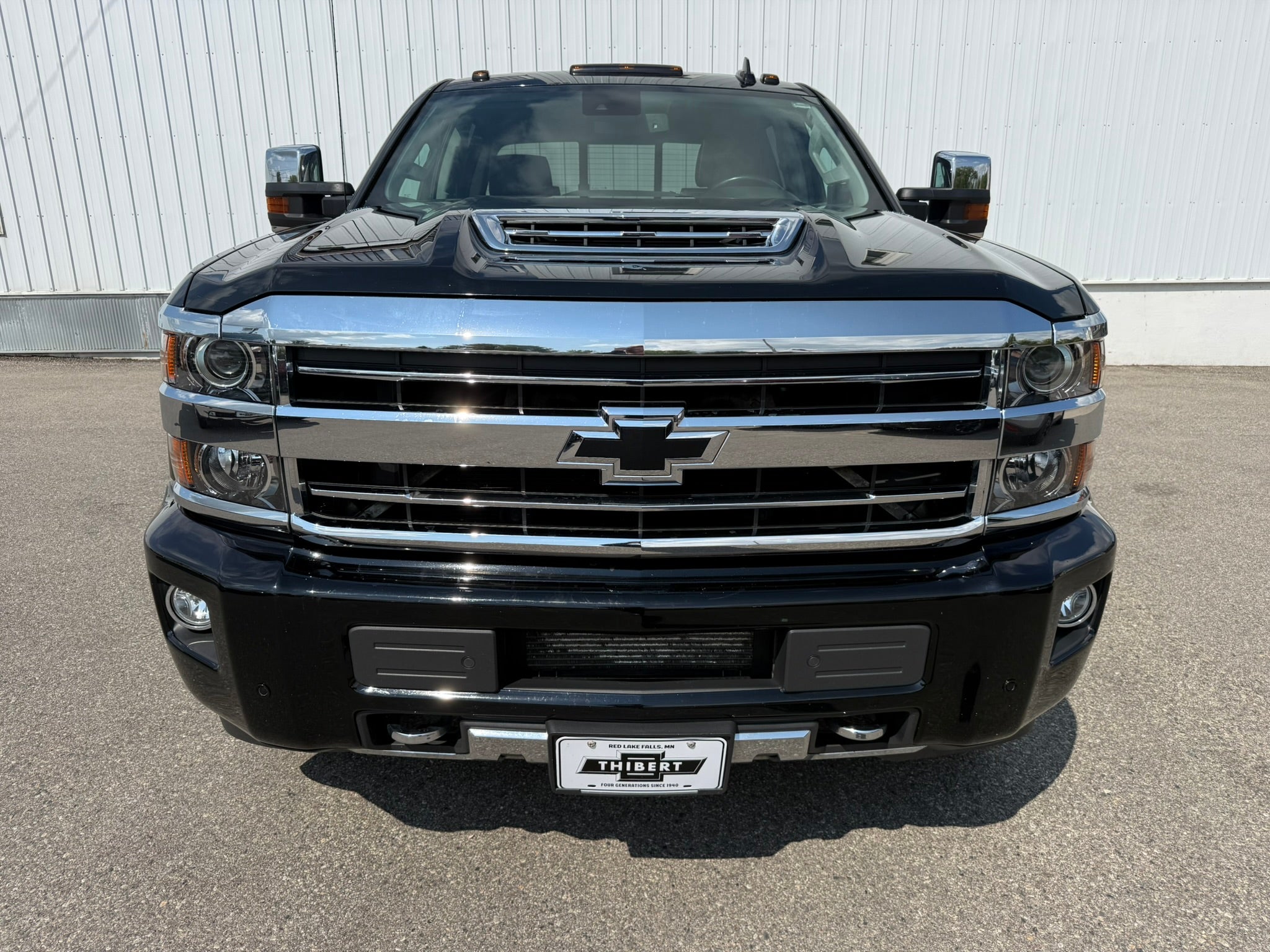 Used 2019 Chevrolet Silverado 3500HD High Country with VIN 1GC4KYEY5KF197627 for sale in Red Lake Falls, Minnesota