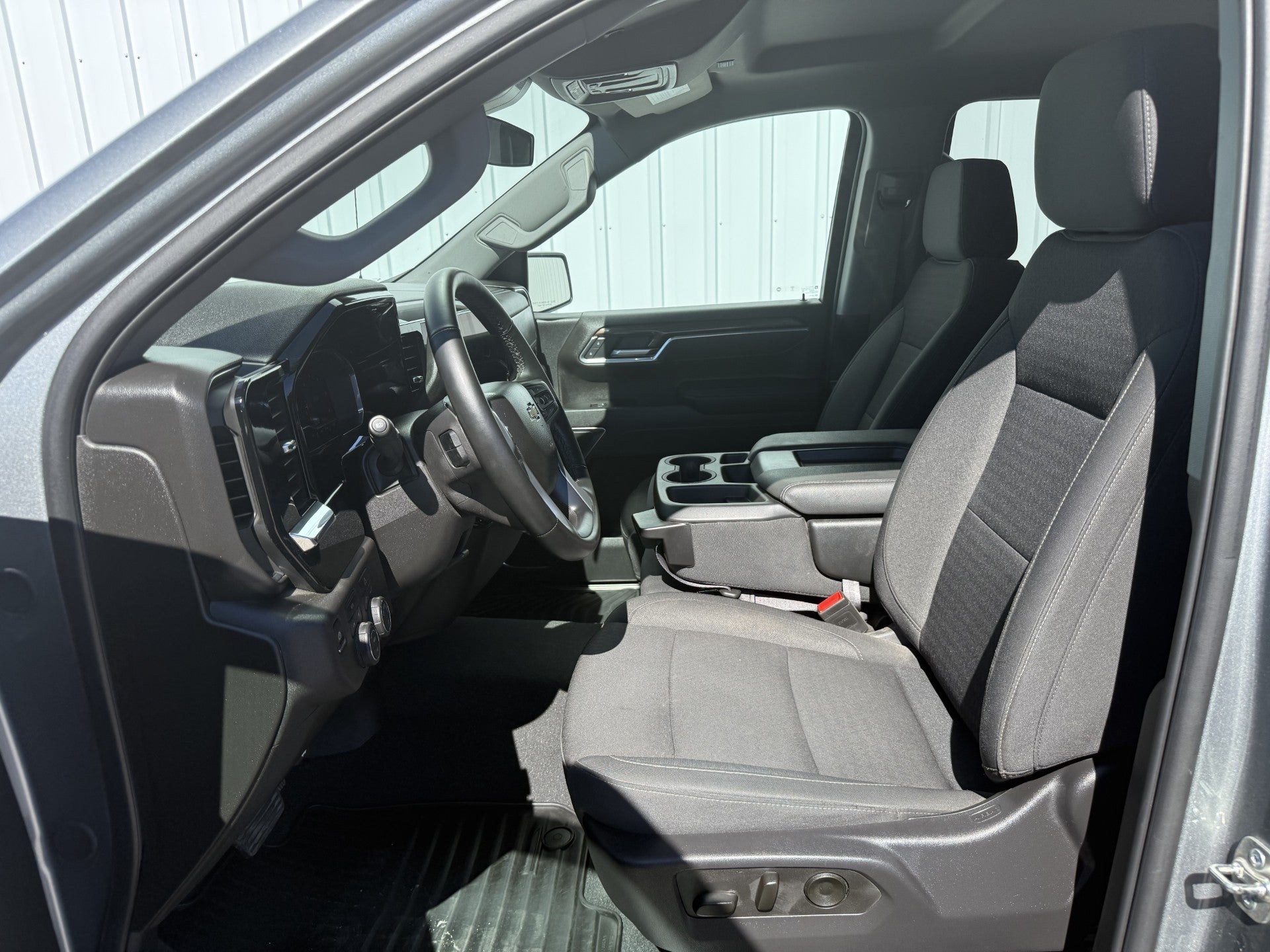 2025 Chevrolet Silverado 1500 LT (2FL)