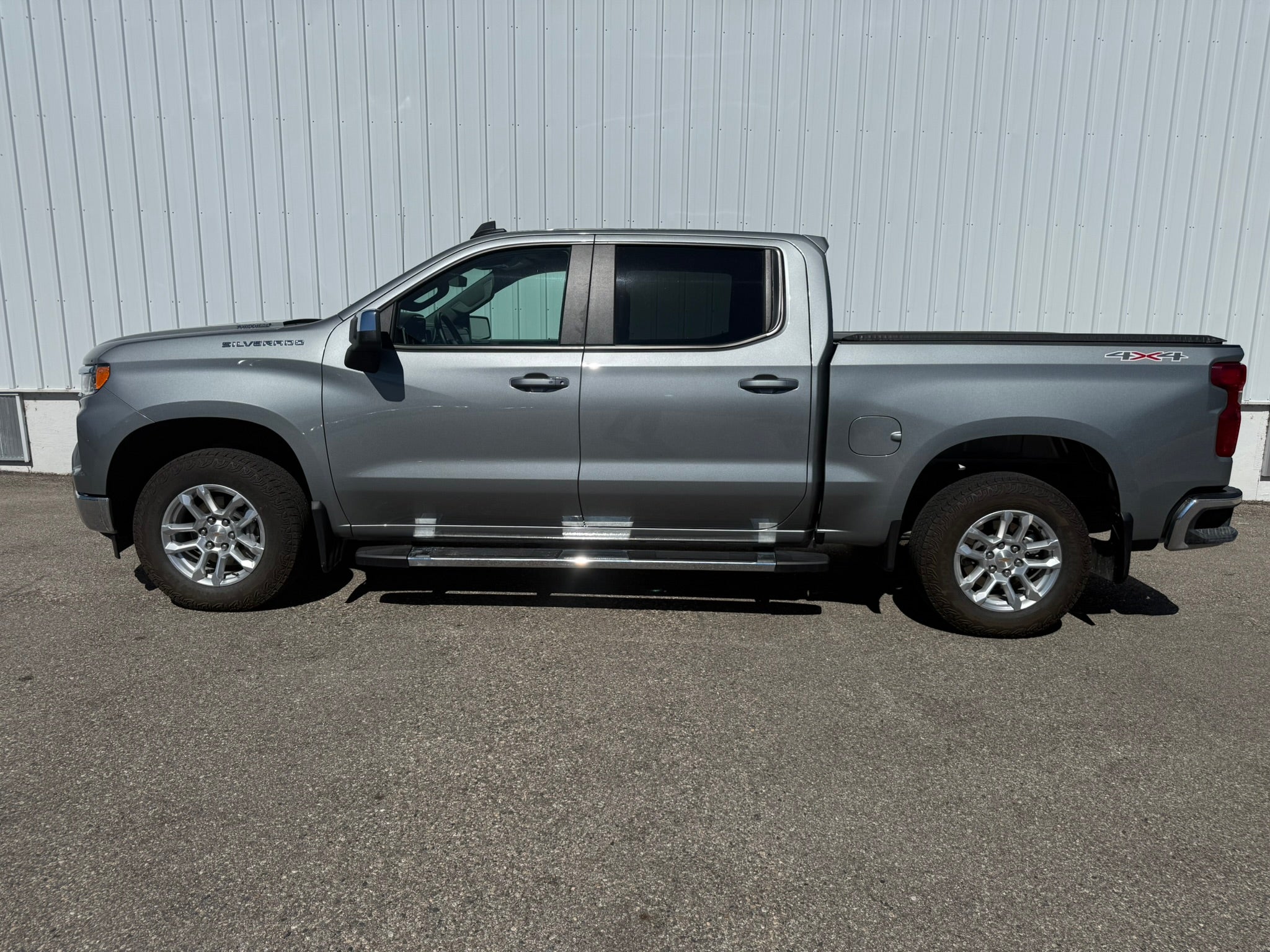 2025 Chevrolet Silverado 1500 LT (2FL)