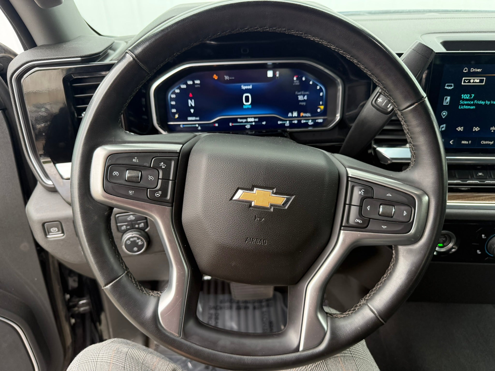 2023 Chevrolet Silverado 1500 LT