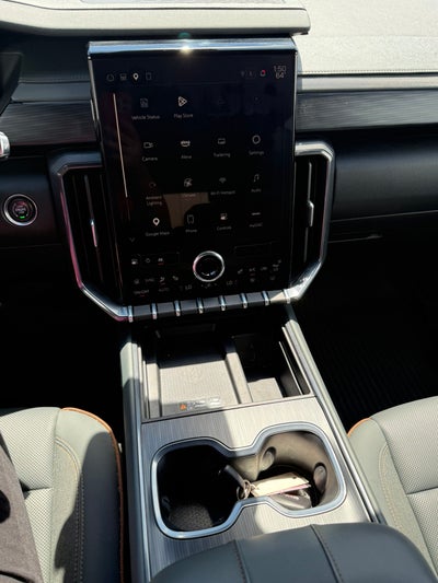 2024 GMC Acadia AT4