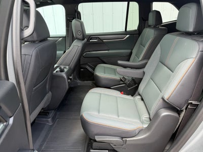 2024 GMC Acadia AT4