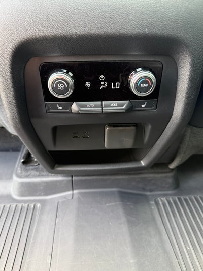 2024 GMC Acadia AT4