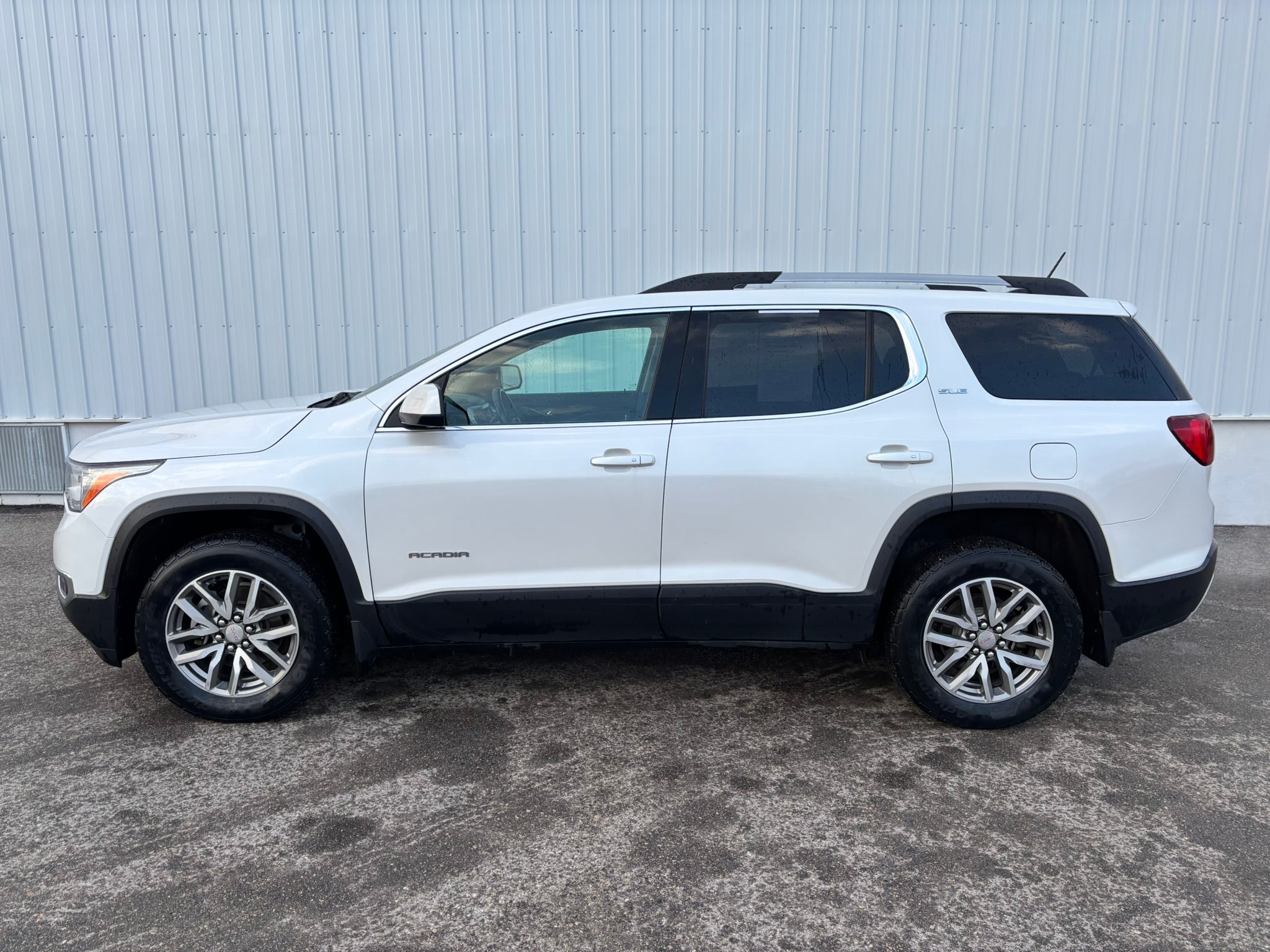 2019 GMC Acadia SLE