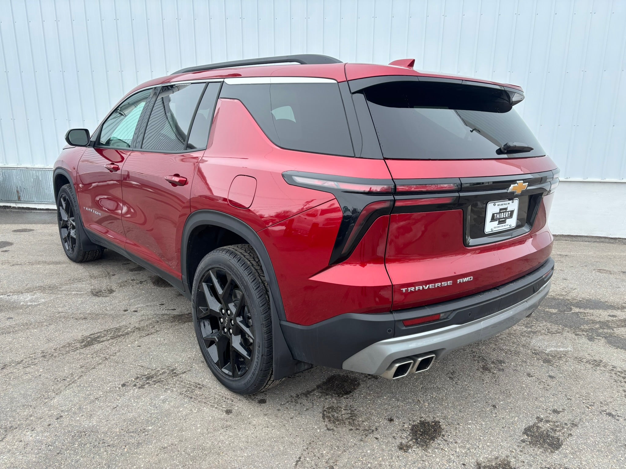 2025 Chevrolet Traverse LT