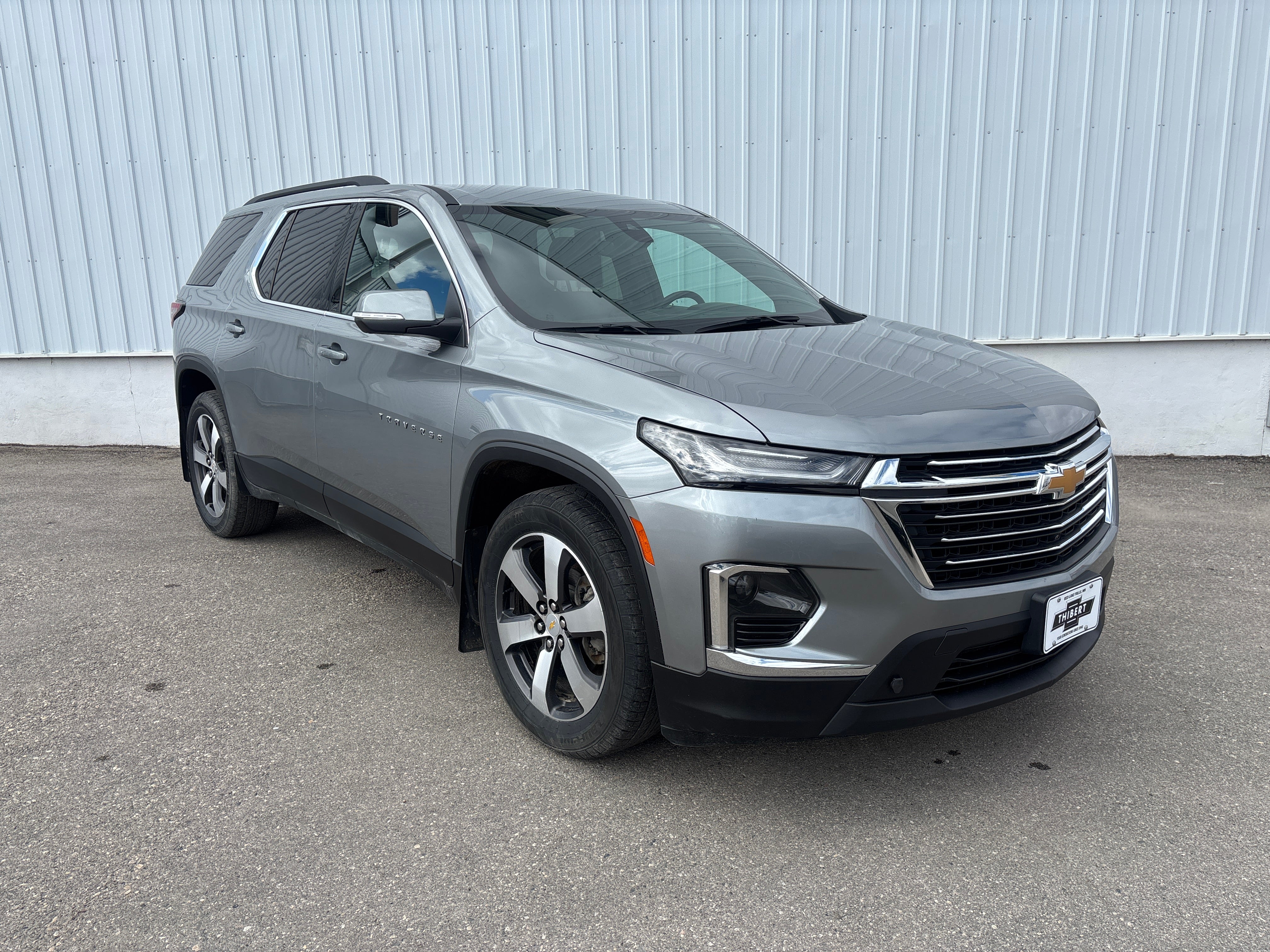 2023 Chevrolet Traverse LT Leather