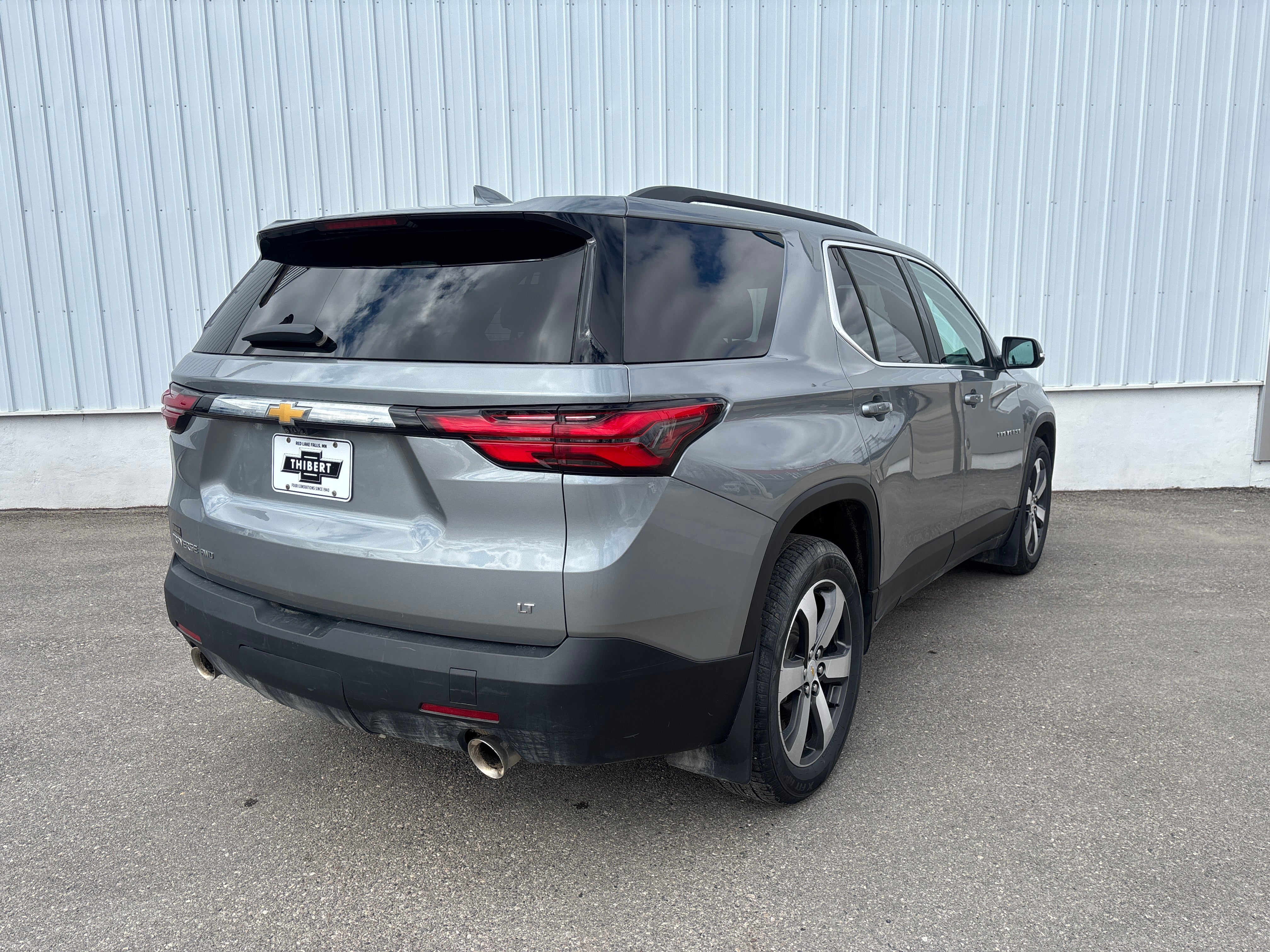 2023 Chevrolet Traverse LT Leather