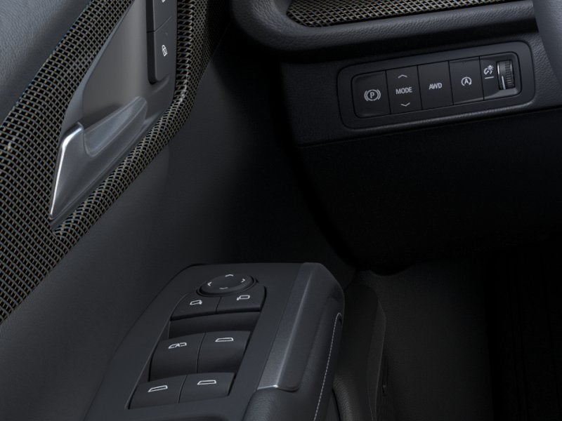 2027 Chevrolet Traverse Z71 - Photo 38