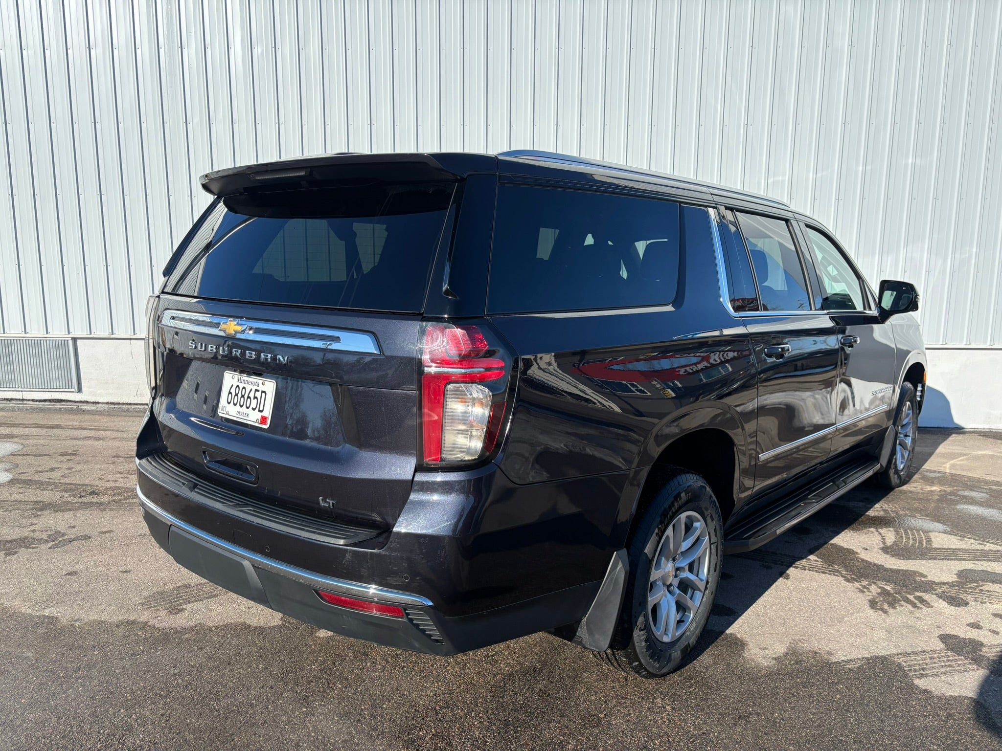 2022 Chevrolet Suburban LT