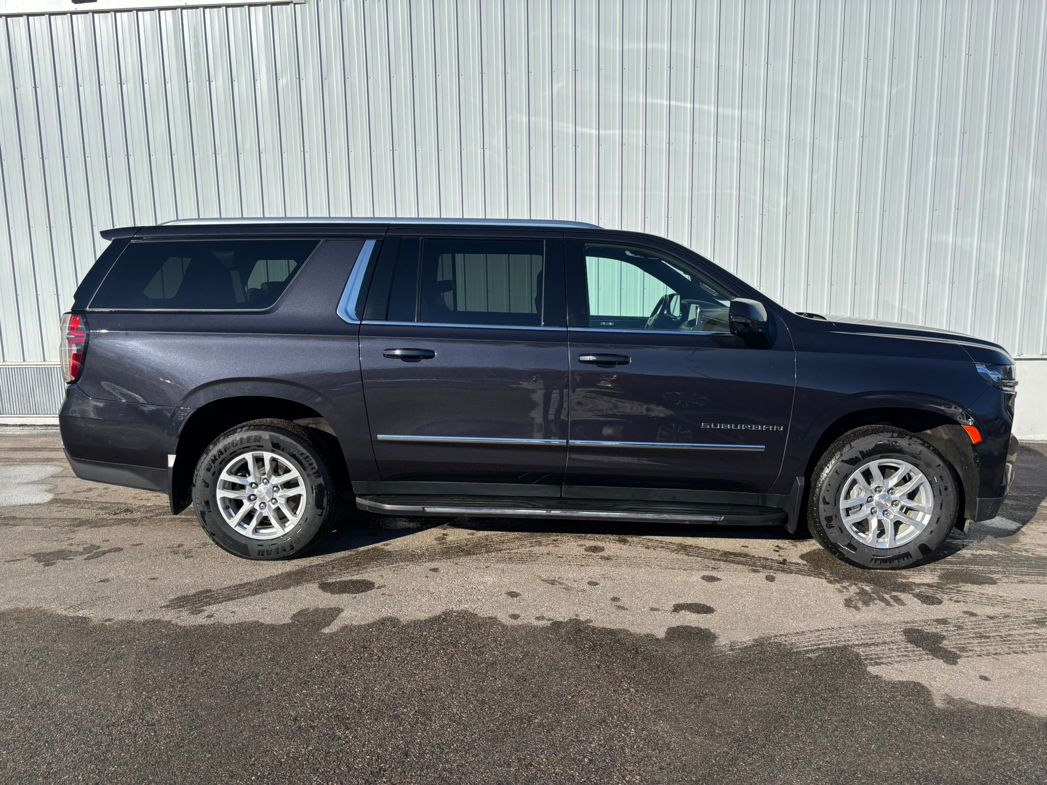 2022 Chevrolet Suburban LT