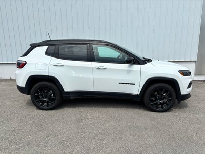 2022 Jeep Compass Altitude